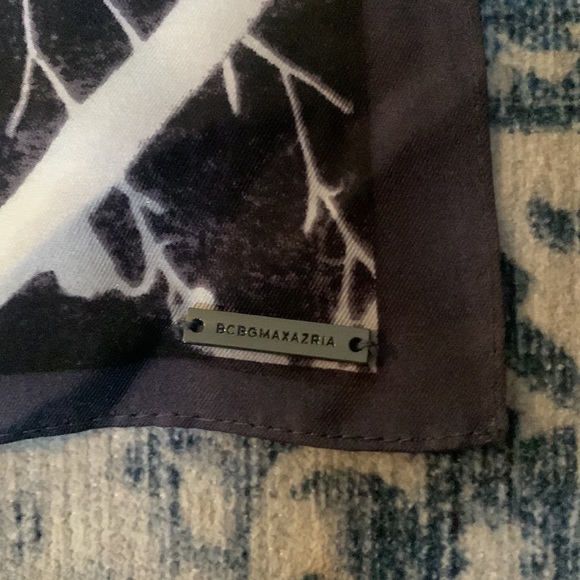 BCBGMaxAzaria silk scarf - Picture 2 of 5
